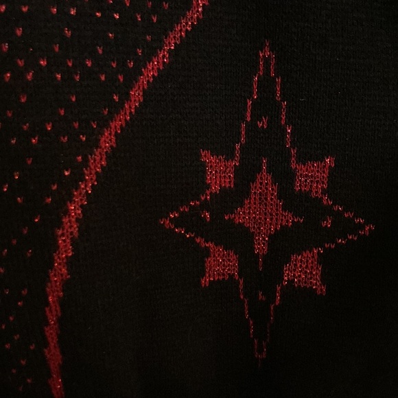 VINTAGE Ellen D Kollection Black Knit Sweater with Red Tinsel Star Design - Picture 3 of 8